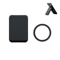 Magnetic cardholder with stand