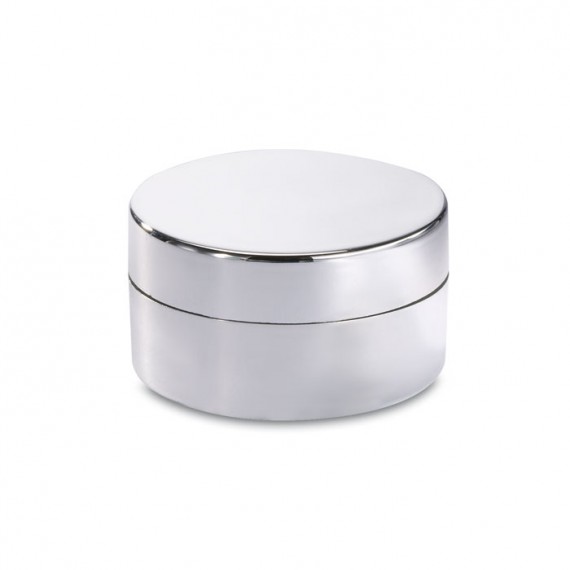 Lip balm σε κουτί. Lip balm σε κουτί.