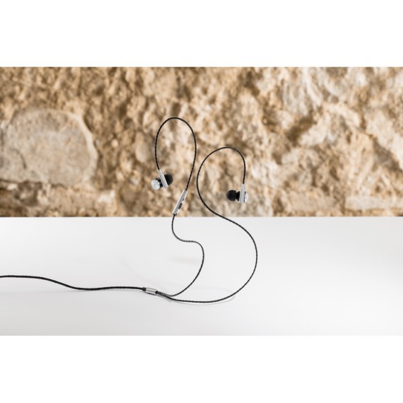 VIBRATION. VIBRATION Earphones with microphone